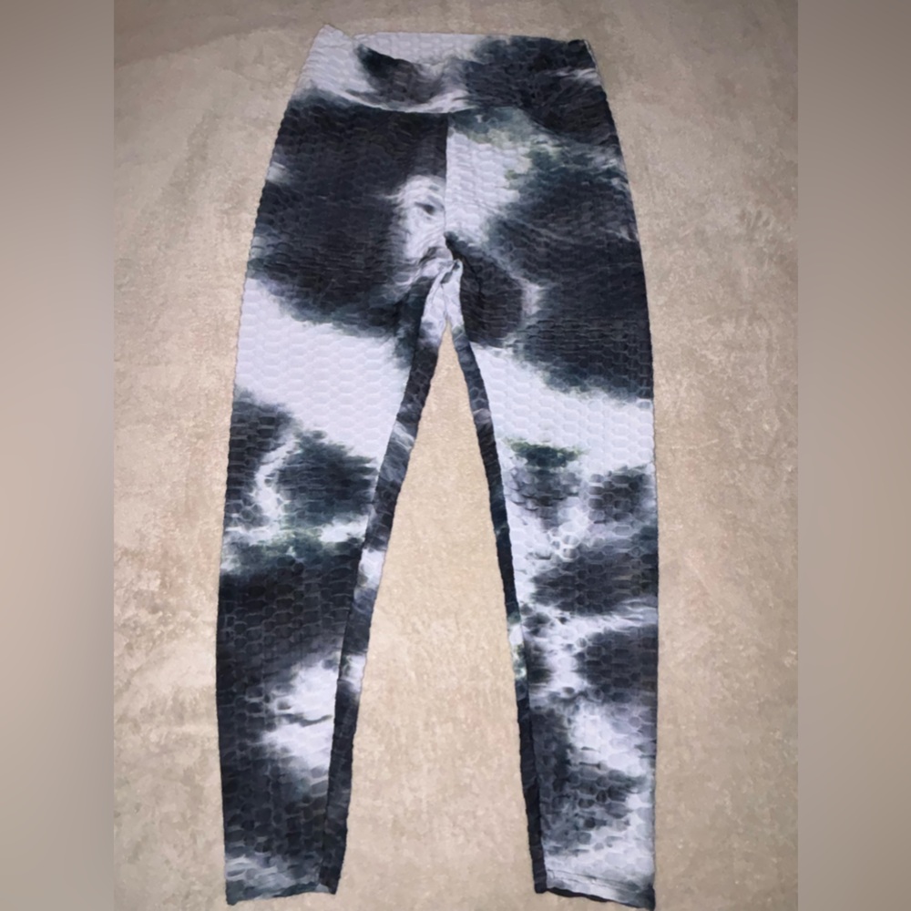 AQ SPORT 1X Scrunchy butt leggings